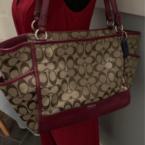 Coach Signature Tote (Cross Posted)                           SOLD - Picture 3 of 5